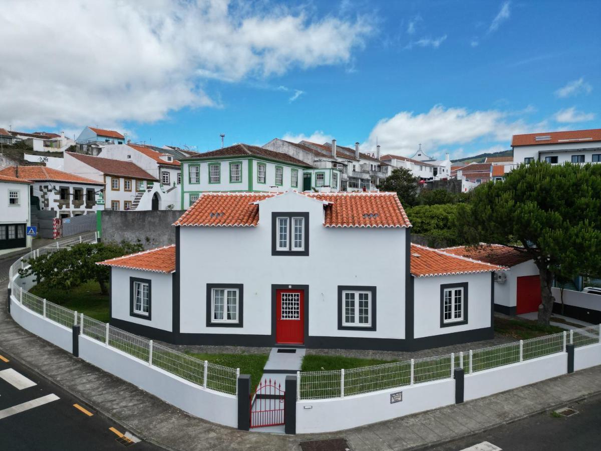 Angra Charming Suites By Seewest Angra do Heroísmo Extérieur photo